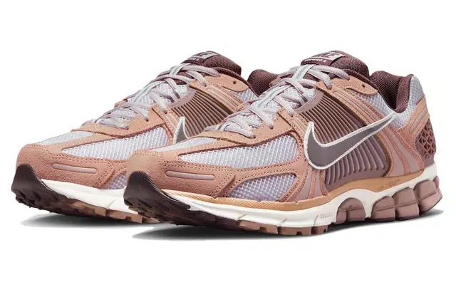 Nike Air Zoom Vomero 5