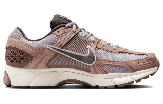 Nike Air Zoom Vomero 5