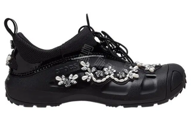 SIMONE ROCHA x Crocs Quick Trail