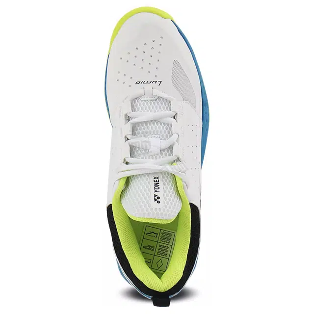 YONEX