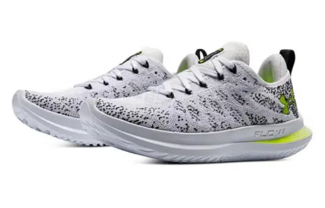 Under Armour Velociti 3
