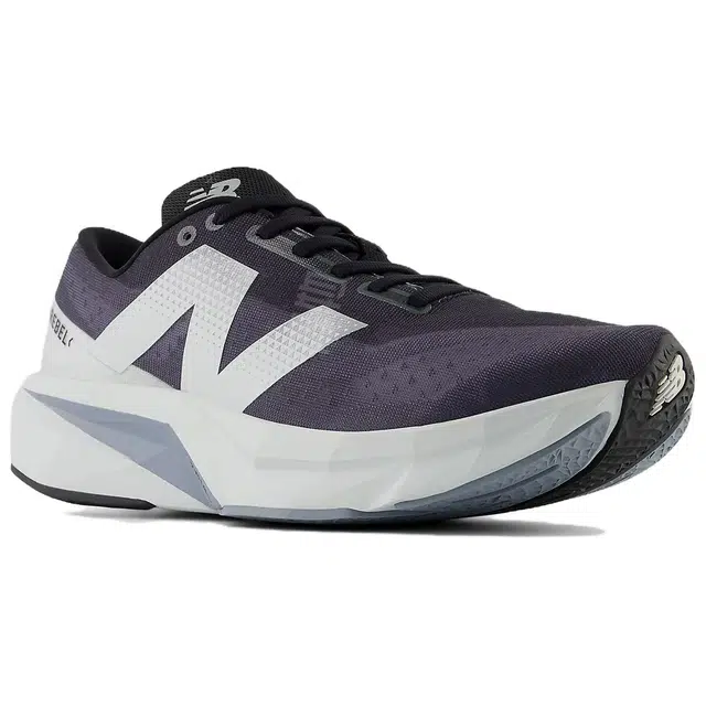 New Balance FuelCell Rebel V4