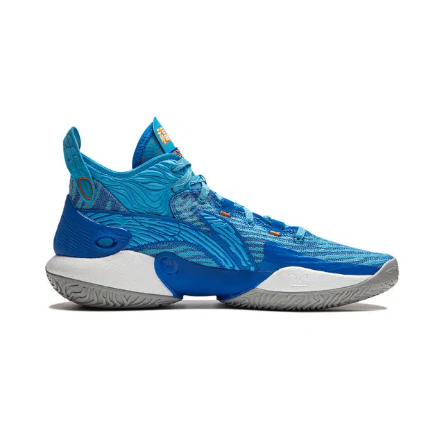 LiNing 18 CBA PE
