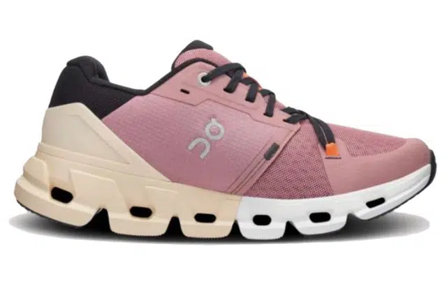 On Cloudflyer 4