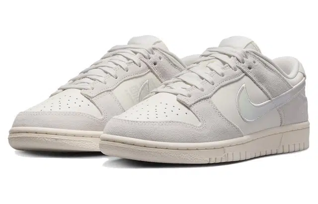 Nike Dunk Low WMNS Iridescent Swoosh