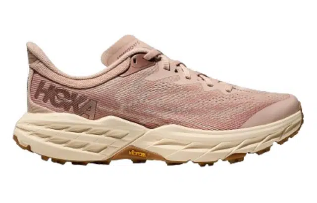 HOKA ONE ONE