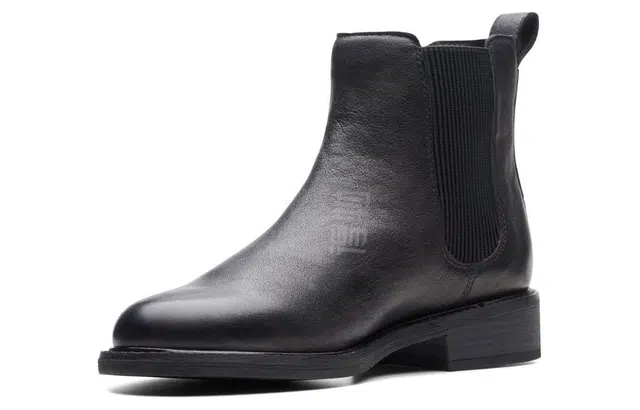 Clarks 2cm
