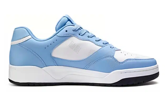 Skechers Street