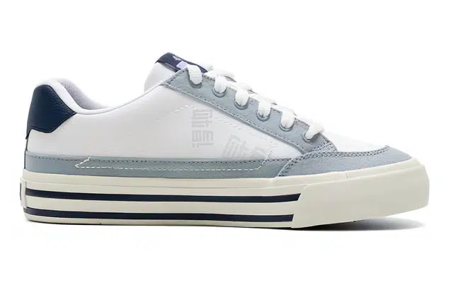 PUMA Court Classic
