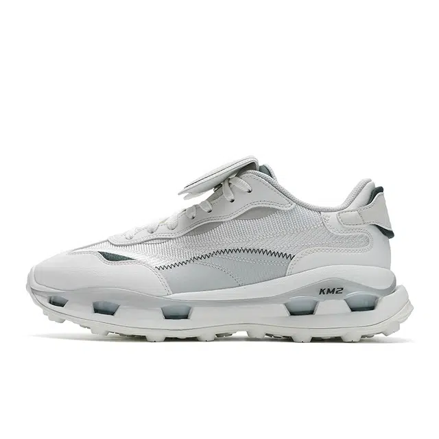FILA KM2 2