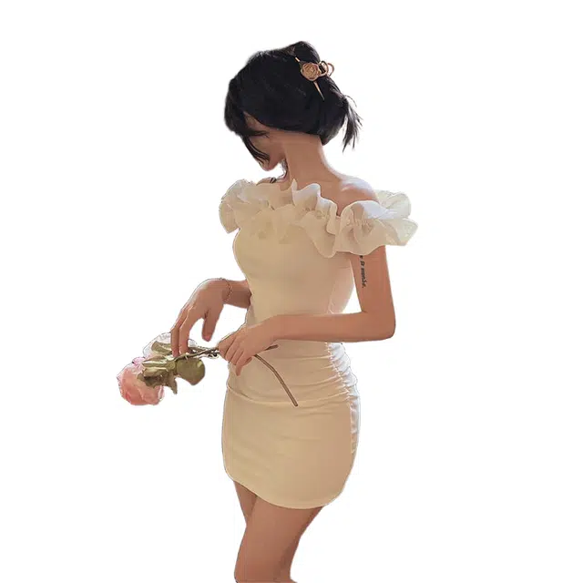 一碗士多 夏季花边法式气质一字肩包臀女装收腰显瘦性感裙子无袖连衣裙 女款