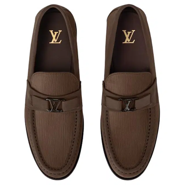 LOUIS VUITTON Major