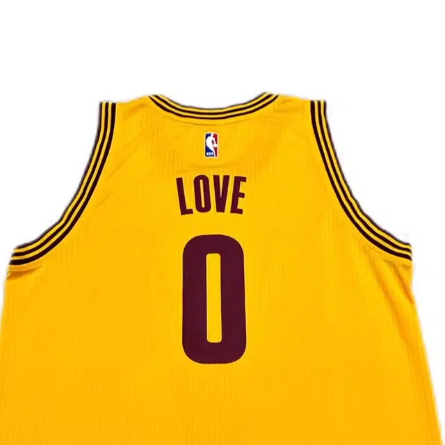 adidas x NBA SWINGMAN LOVE 0