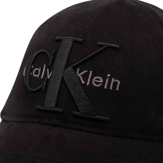 CALVIN KLEIN