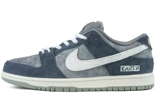 Nike Dunk SB LOW"Light Carbon" Earth vibe