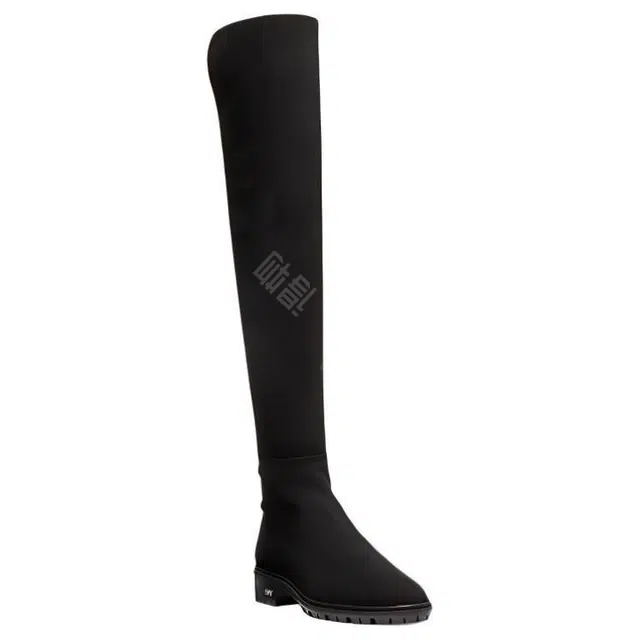 stuart weitzmanSW City 4cm