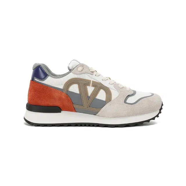 Valentino Vlogo PACE