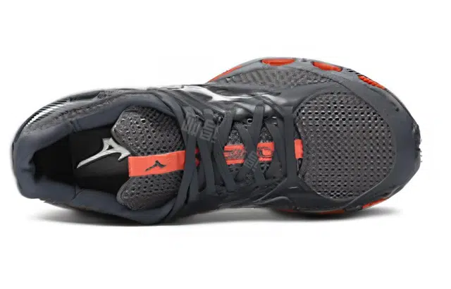 Mizuno WAVE PROPHECY 13S