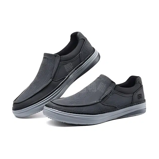 Skechers