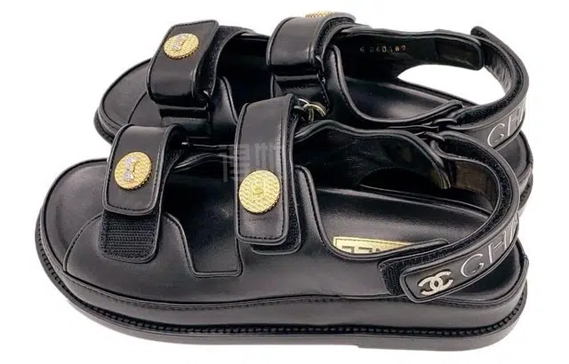 CHANEL 24S