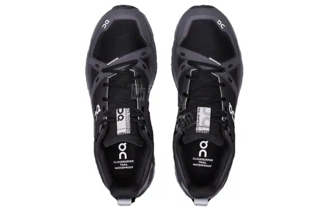 On Cloudsurfer Trail Waterproof