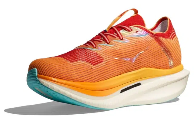 HOKA ONE ONE CIELO X1