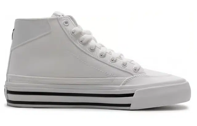 PUMA Court Classic