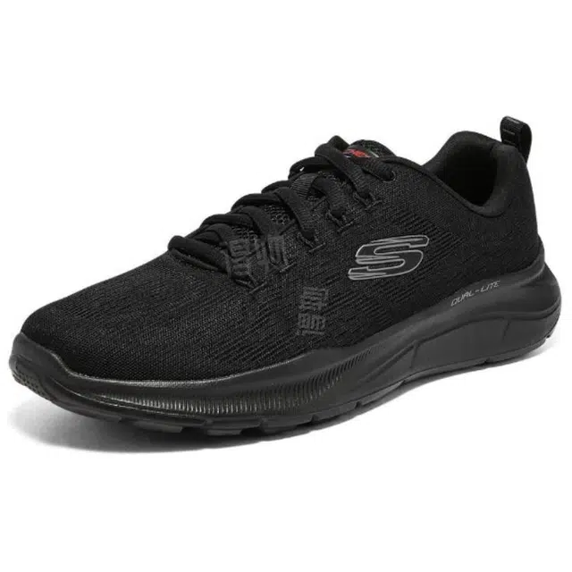 Skechers Relaxed Fit