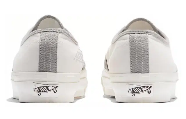 Vans Authentic