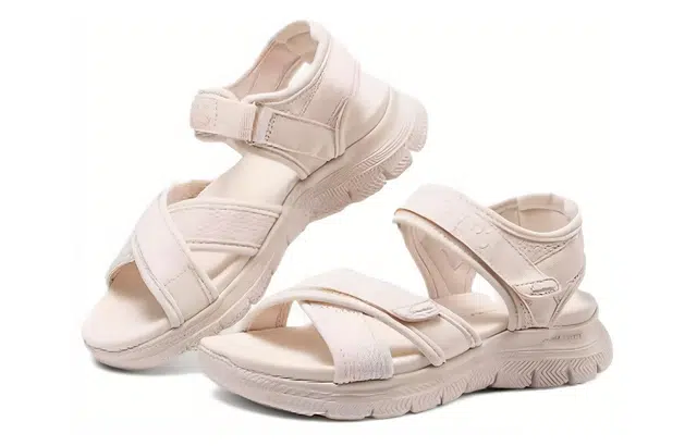 Skechers