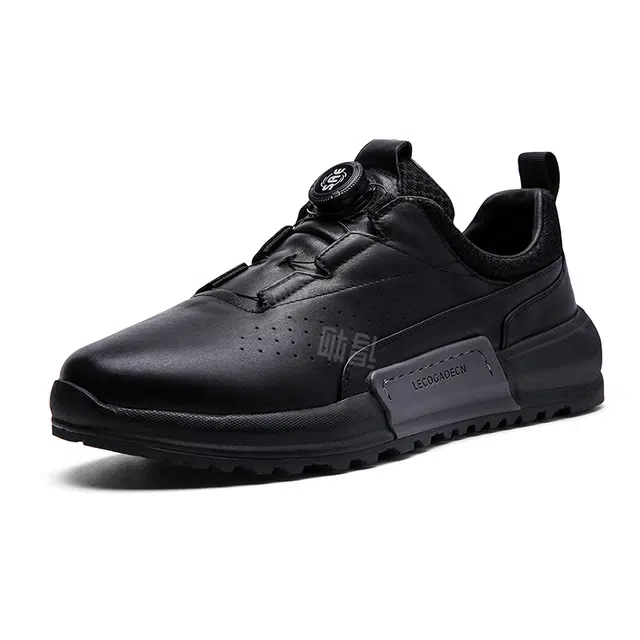 AQUASCUTUM