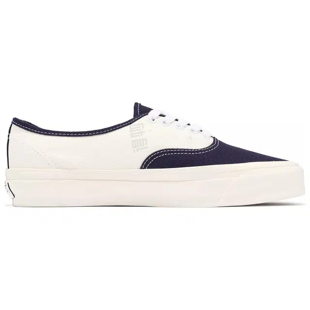 Vans Authentic