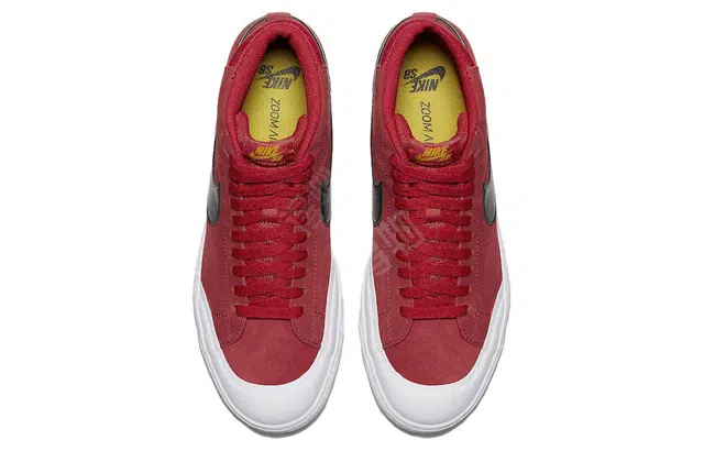 Nike Blazer SB BLAZER MID XT