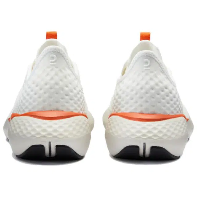 DECATHLON