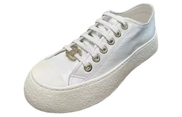 CHANEL 24S