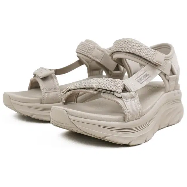 Skechers