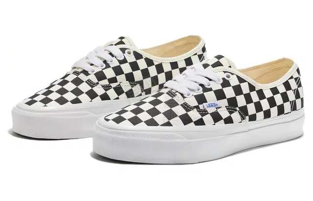 Vans Authentic