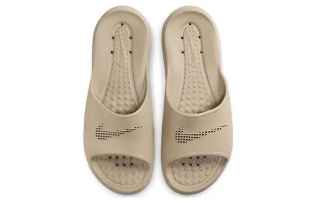 Nike Victori One Slide