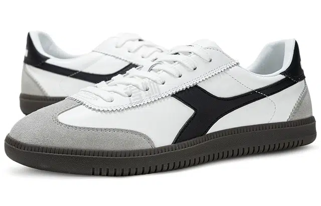 diadora