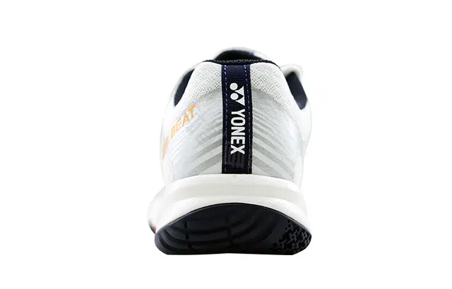 YONEX