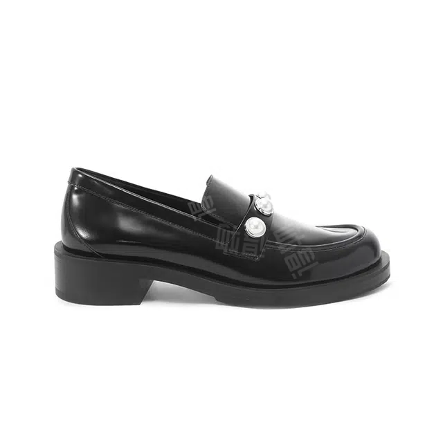 stuart weitzmanSW