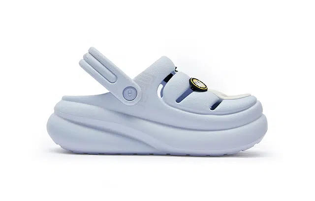 Champion Campus Sandal Yoshi 1 diy