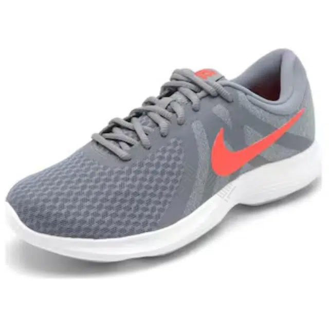 Nike REVOLUTION 4