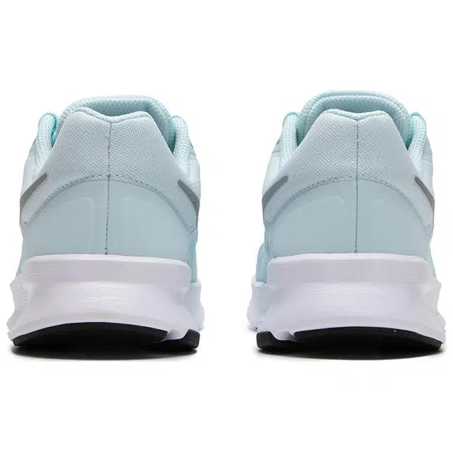 Nike Run Swift 3