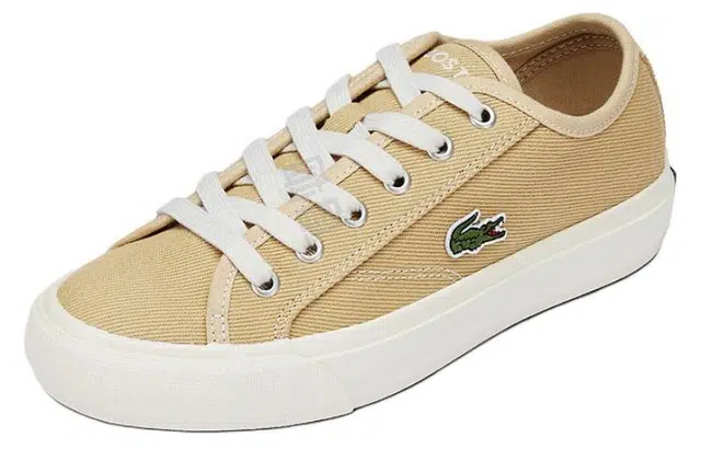 Lacoste Canvas Low Top