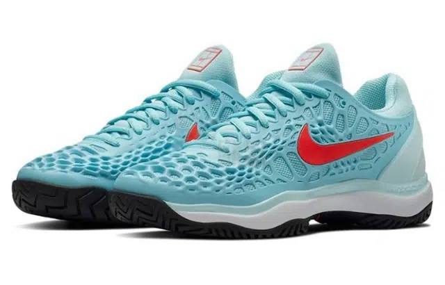Nike Zoom Cage 3