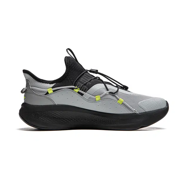 LiNing slip on