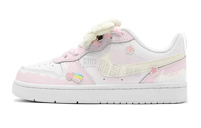 Nike Court Borough Low 520
