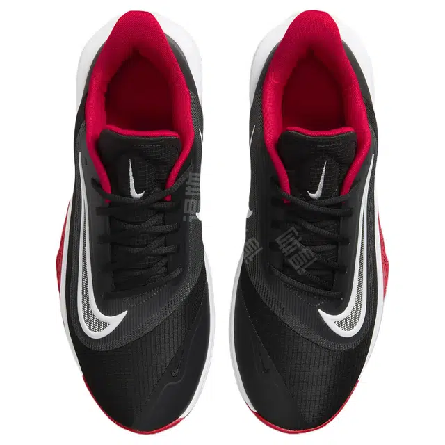 Nike Precision 7
