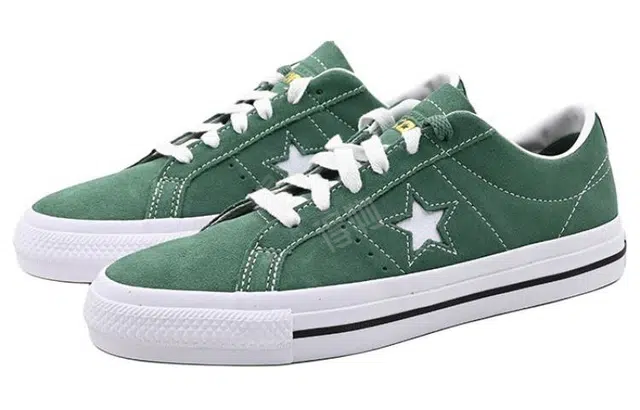 Converse One Star Pro